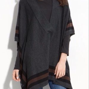 Hinge Gray Poncho